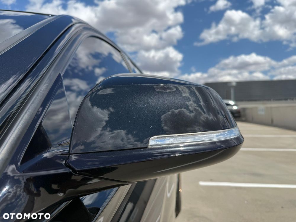 BMW Seria 3 330i M Sport - 17