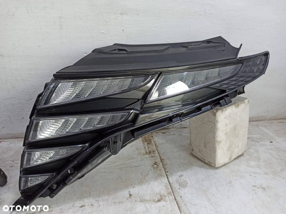 TUCSON IV LAMPA DRL LED LEWA NX4E 2022r - 1