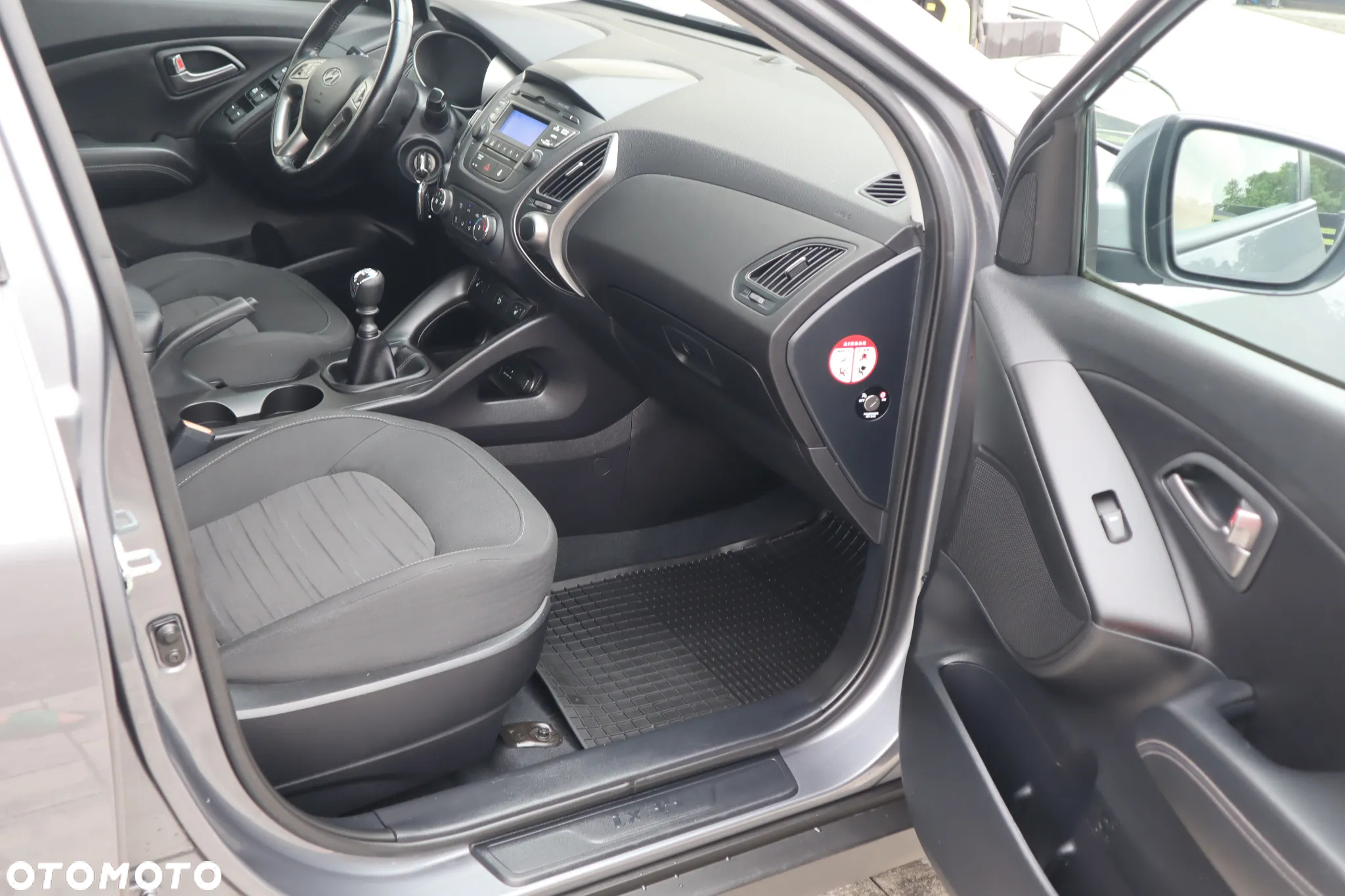 Hyundai ix35 1.6 2WD blue Trend - 18