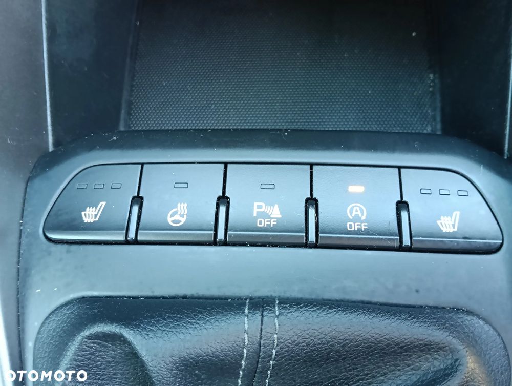 Kia Rio 1.4 GT-Line - 16