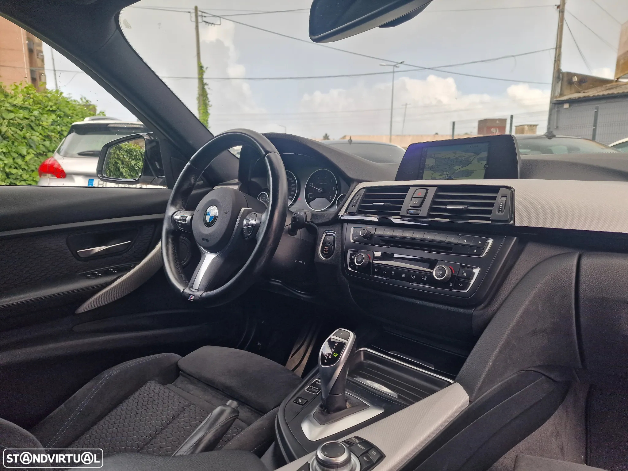 BMW 320 d Touring Auto Pack M - 13
