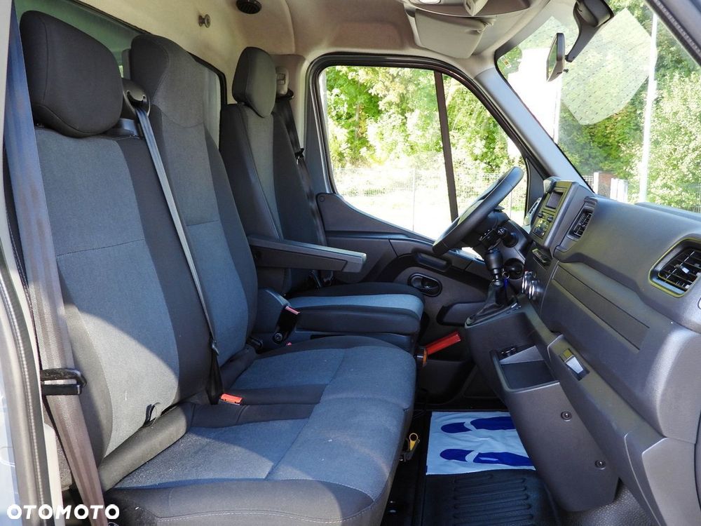 Renault MASTER PLANDEKA 10 PALET WEBASTO TEMPOMAT LEDY PNEUMATYKA KLIMATYZACJA  165KM - 36