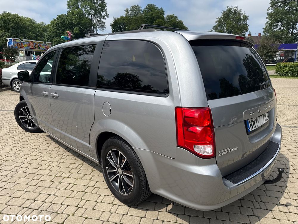 Dodge Grand Caravan 3.6 Express - 5