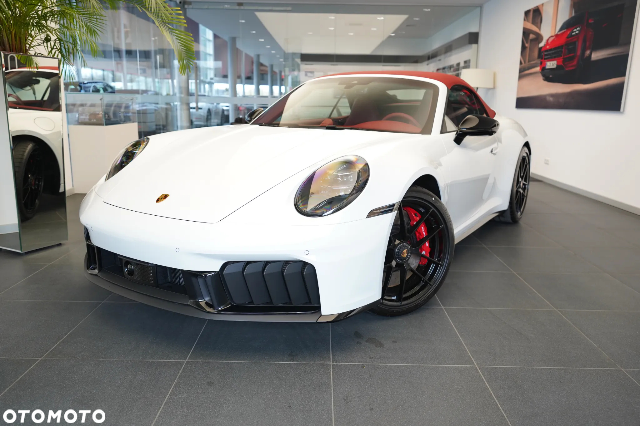 Porsche 911 Carrera T-Hybrid GTS Cabrio - 33