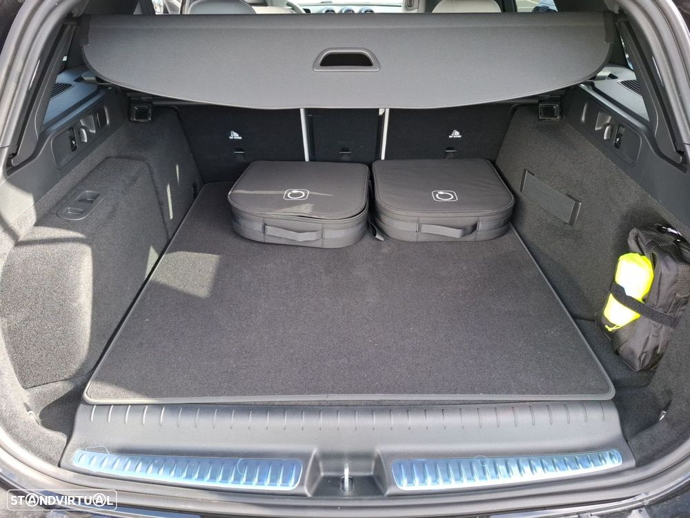 Mercedes-Benz C 300 de AMG Line - 28