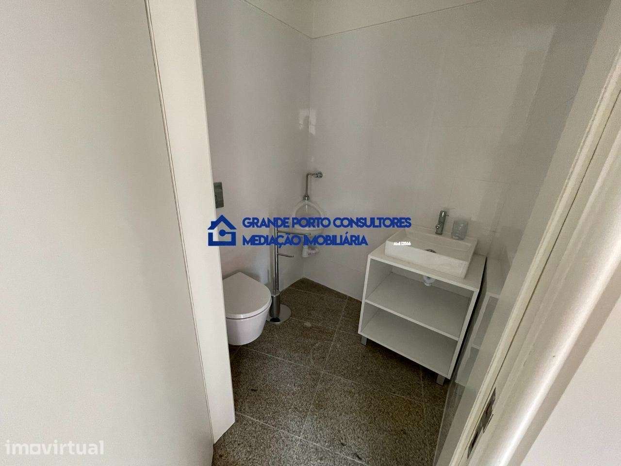 Apartamento T0 Zona Histórica Porto - Clérigos - Grande imagem: 4/7
