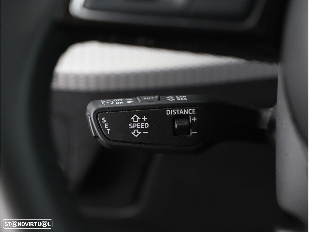 Audi Q2 30 TFSI Advanced - 32