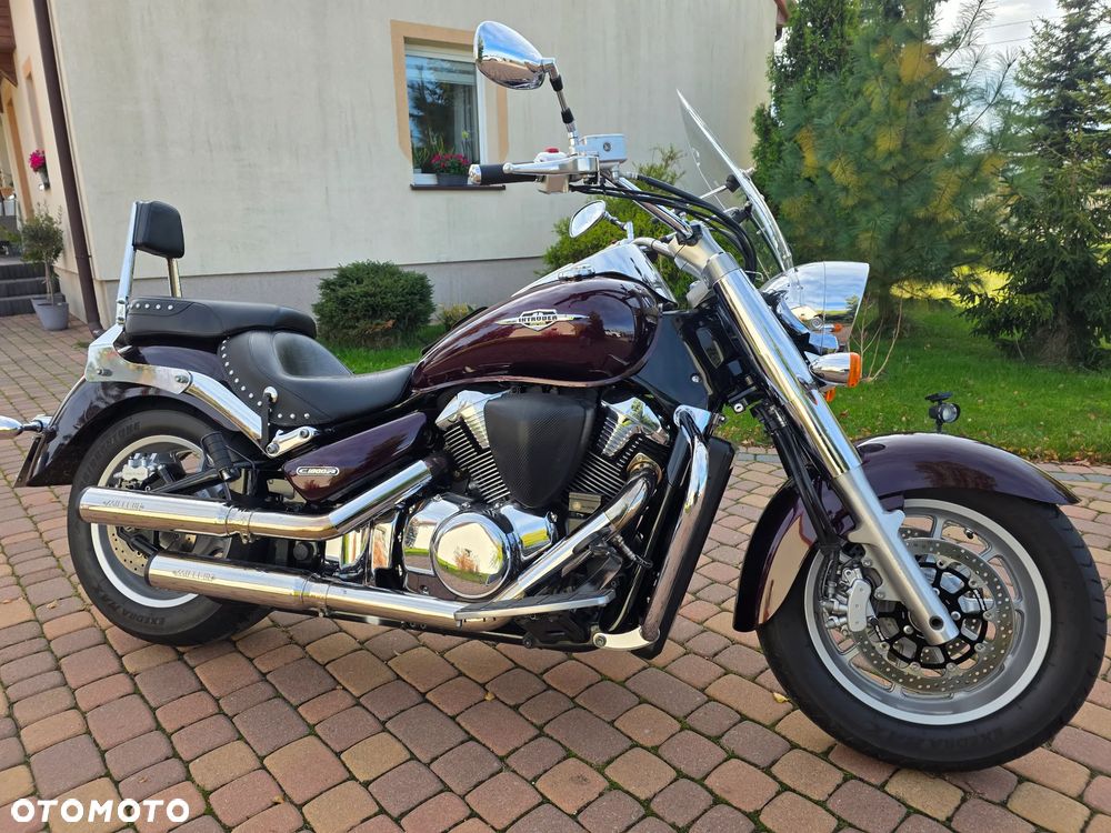 Suzuki Intruder - 40
