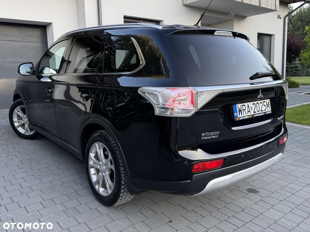 Mitsubishi Outlander 2.0 4WD CVT Diamant+ - 22
