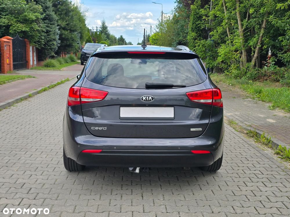 Kia Ceed 1.6 CRDi L - 8