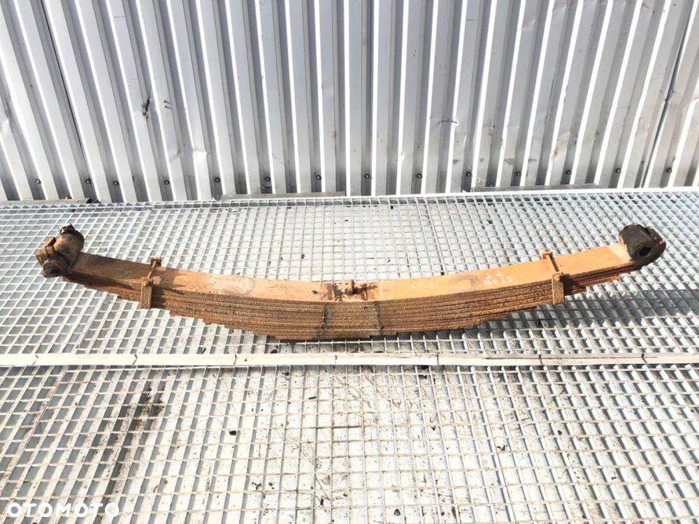 RESOR PRAWY TYŁ STAR 1142 6842 cm3 110 kW [150 KM] - 1