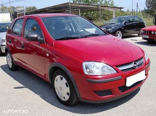 Dezmembrez Opel Corsa C, 1 / 1.2 benzina - 1