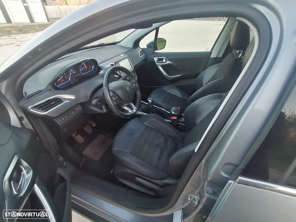 Peugeot 2008 1.4 HDi Active - 10