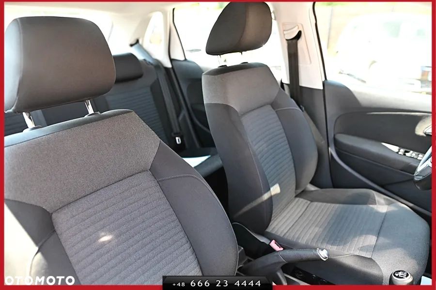 Volkswagen Polo 1.2 TSI Comfortline - 22