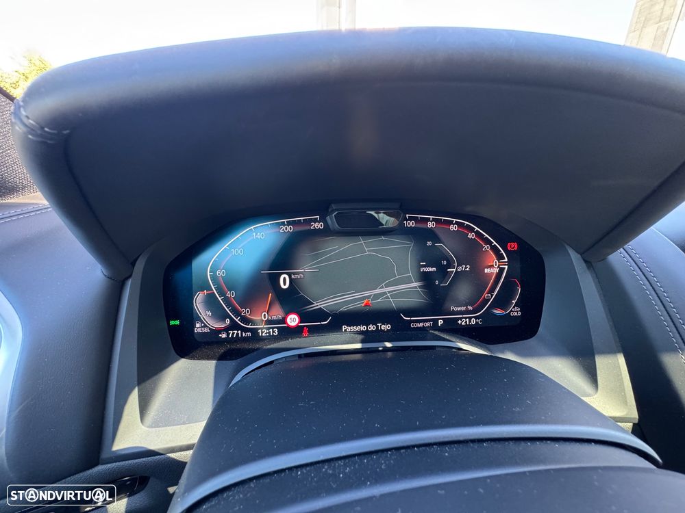 BMW 840 Gran Coupé d xDrive Pack M - 30