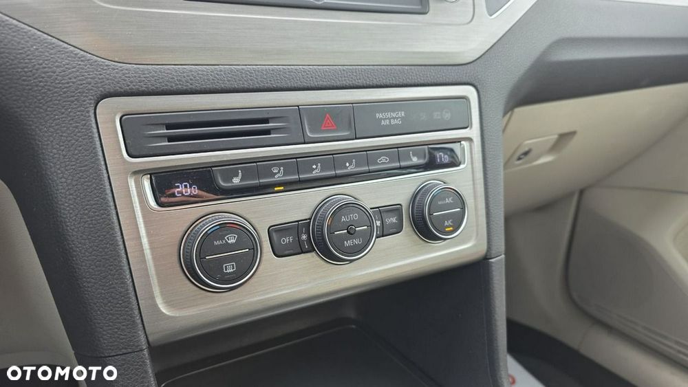 Volkswagen Golf Sportsvan - 13