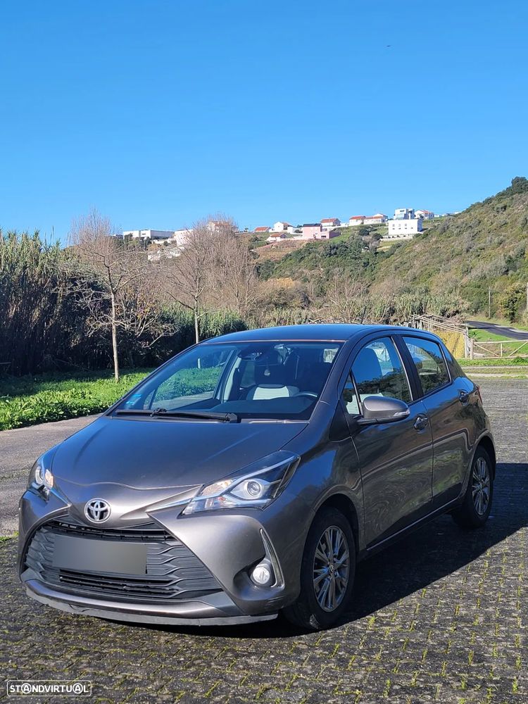 Toyota Yaris 1.0 VVT-i Comfort+P.Style - 3