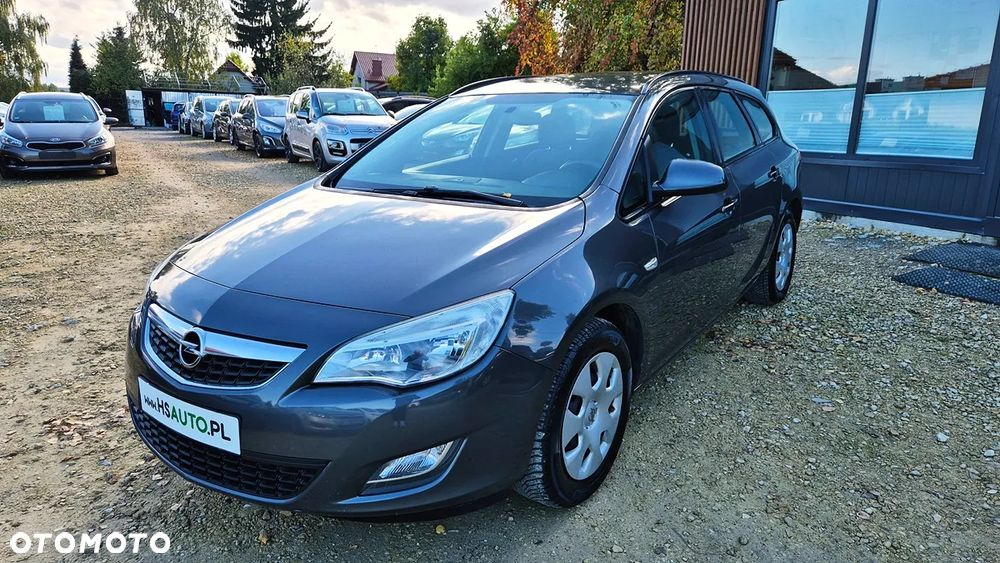 Opel Astra 1.4 Turbo Exklusiv - 2