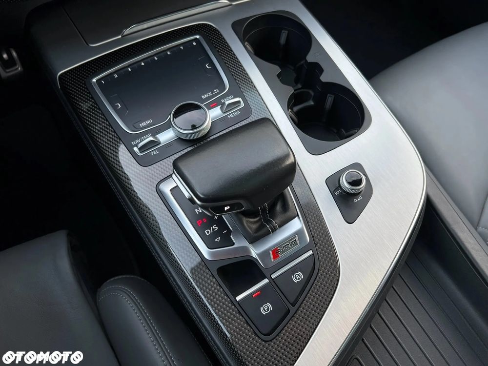 Audi SQ7 - 17