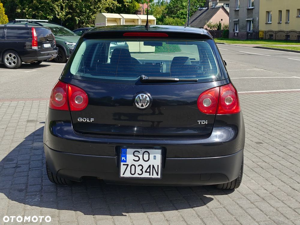 Volkswagen Golf 1.6 TDI Comfortline - 29