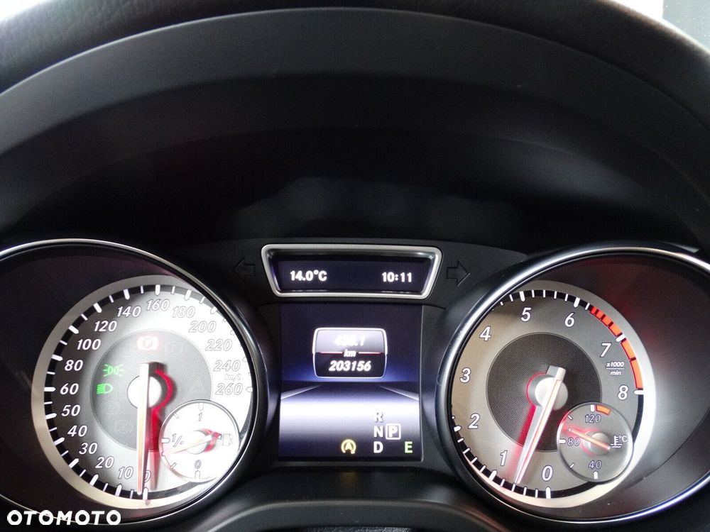 Mercedes-Benz CLA - 21