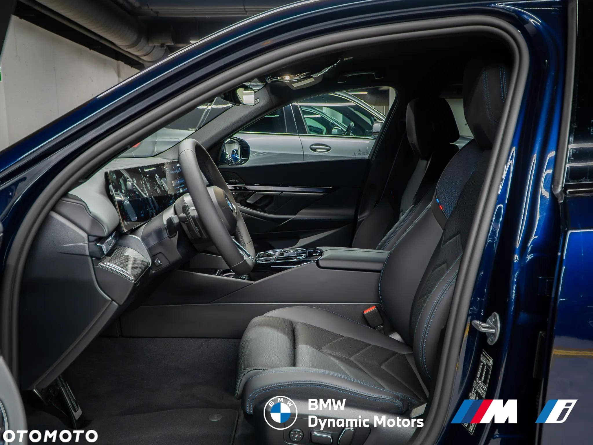 BMW Seria 5 520d xDrive - 15
