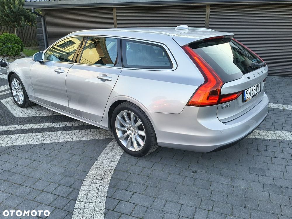 Volvo V90 D3 Momentum - 5