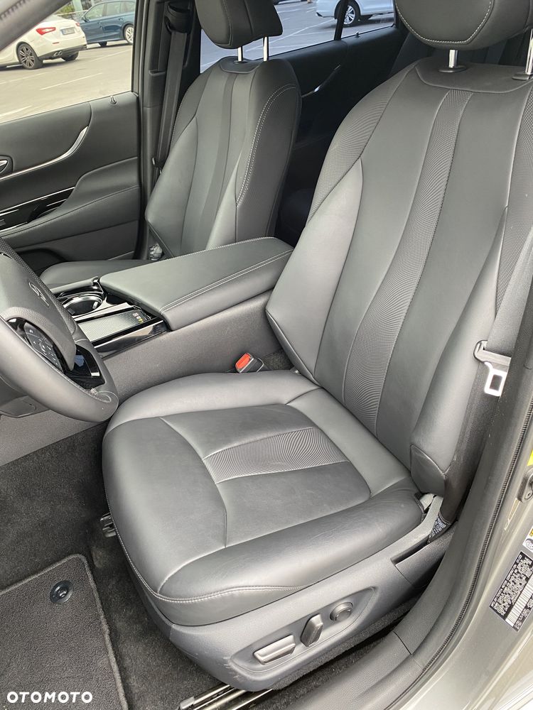 Toyota Mirai Executive - 19