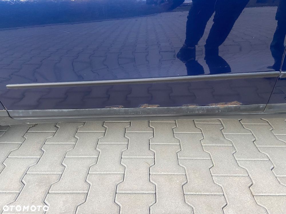 Volkswagen Passat 1.9 TDI Comfortline - 12