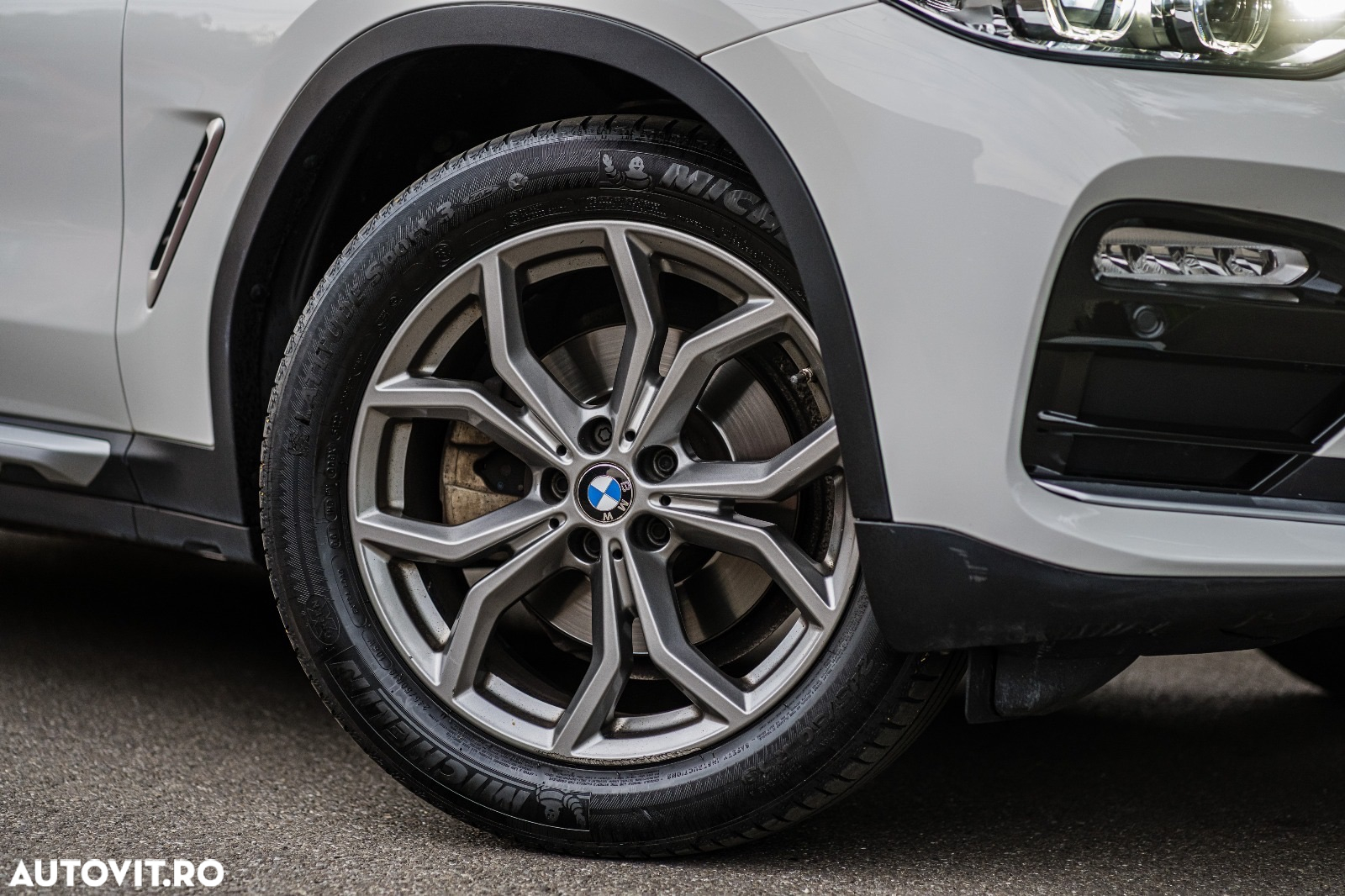 BMW X4 xDrive20d - 9