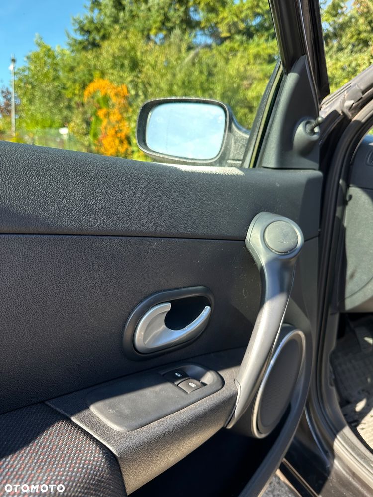 Renault Clio 1.6 16V Expression - 25
