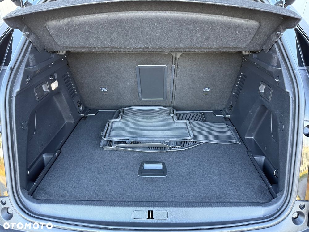 Peugeot 3008 BlueHDi 180 Stop & Start EAT8 GT - 29
