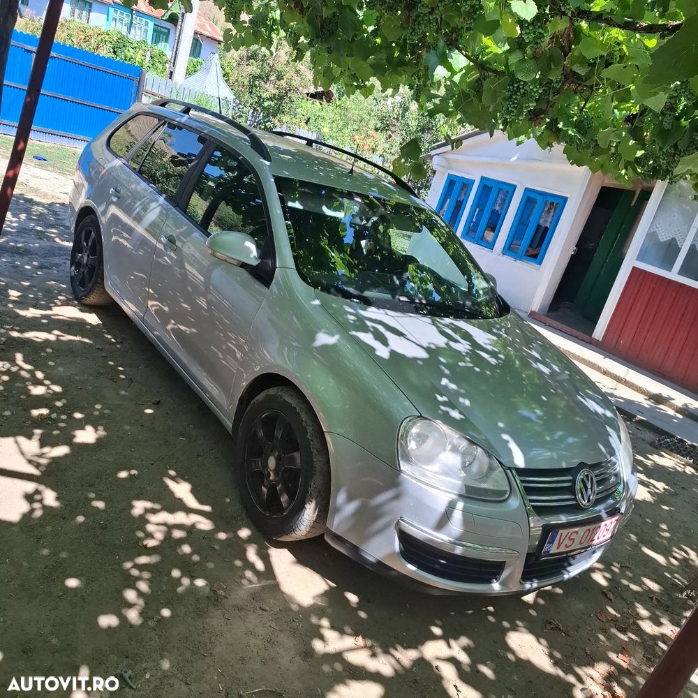 Volkswagen Golf 1.9 TDI Sportline - 4