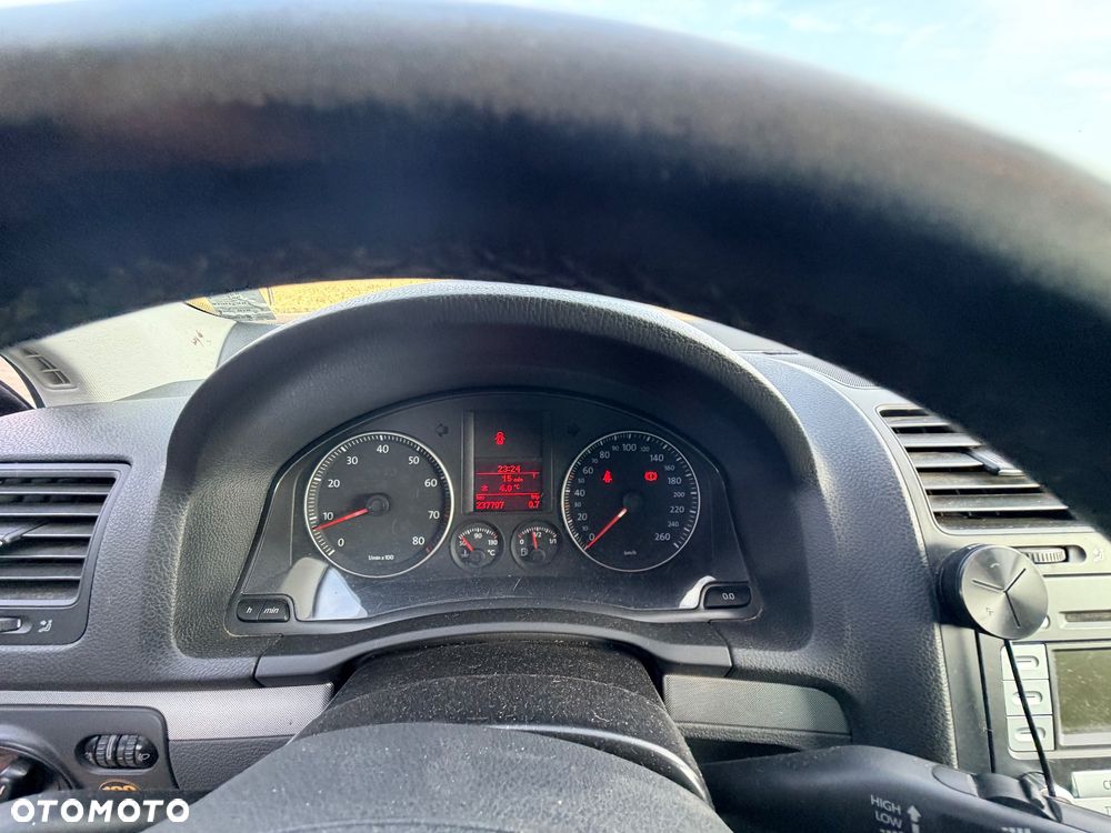 Volkswagen Golf 1.4 FSI Sportline - 16