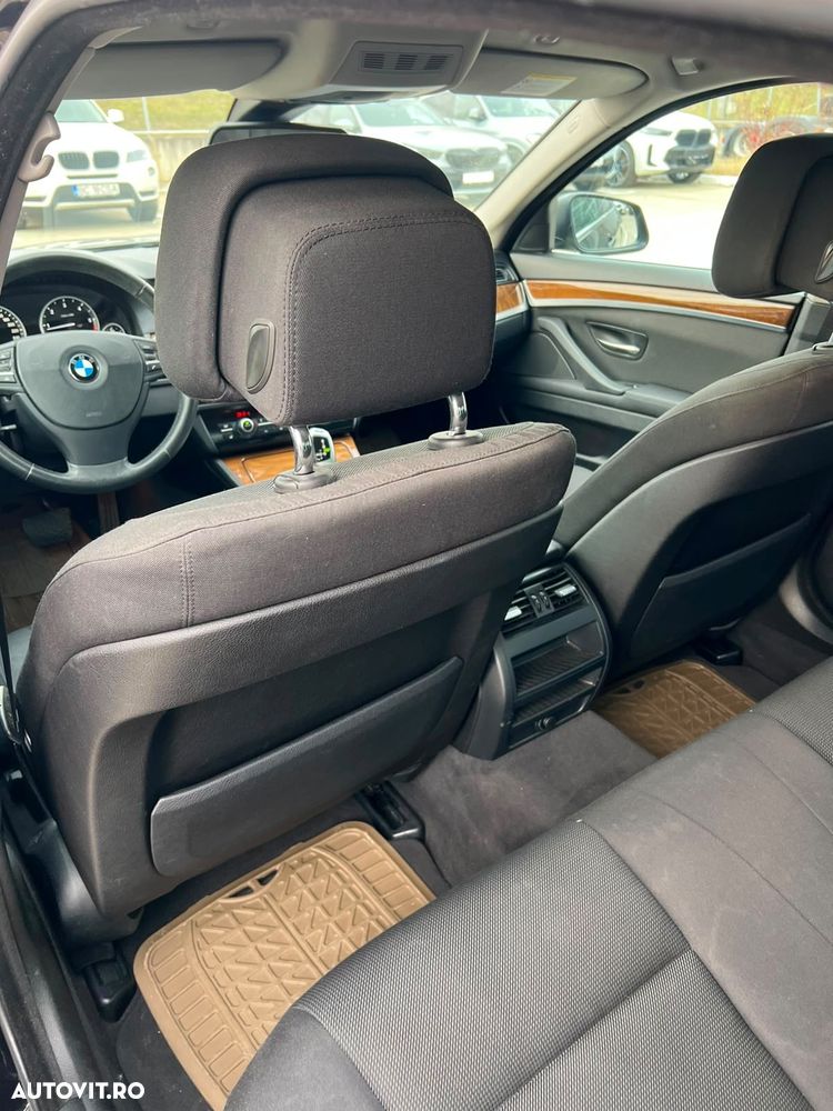 BMW Seria 5 525d Aut. - 7