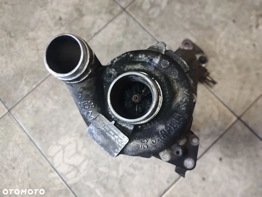 MERCEDES W212 3,0CDI V6 TURBOSPRĘŻARKA A6420908580 - 1