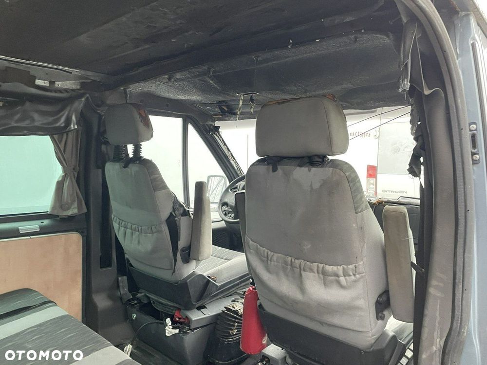 Ford Transit - 7