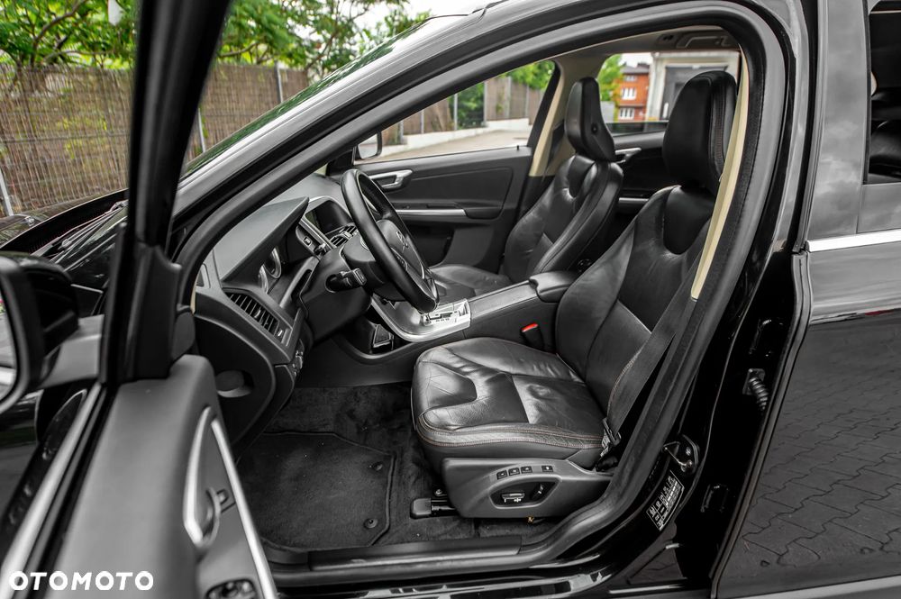 Volvo XC 60 - 18