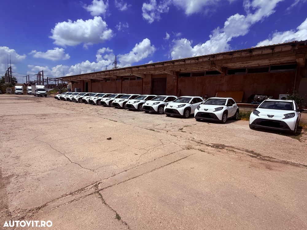 Toyota Aygo X 1.0l MT Active - 33