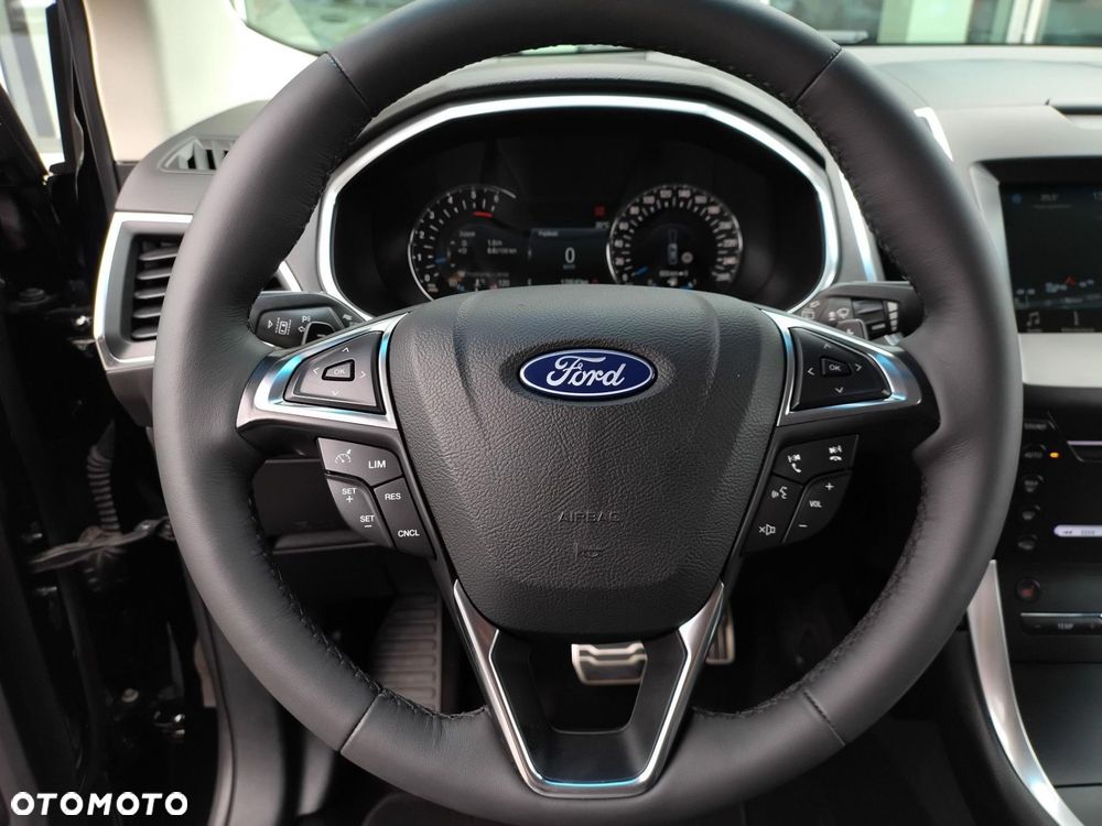 Ford Edge - 13