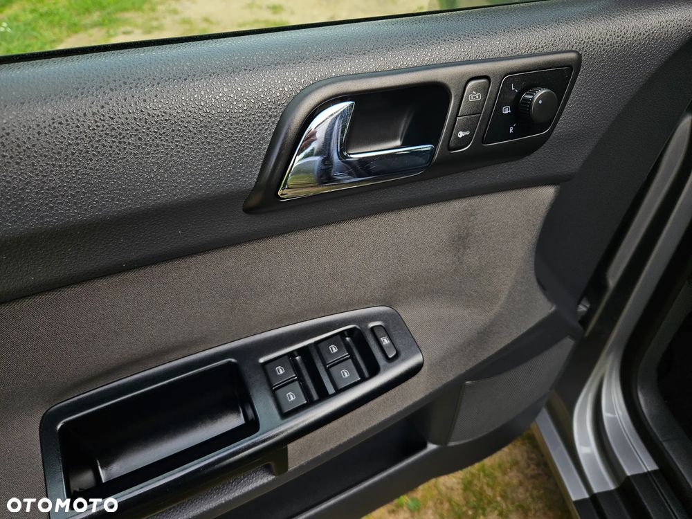 Volkswagen Polo 1.4 Tour - 33