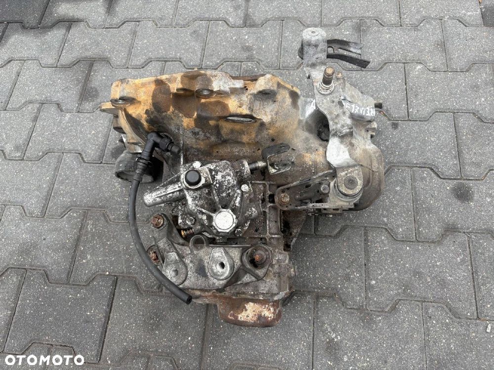 SKRZYNIA BIEGÓW 1.7 CDTI F17W384 OPEL MERIVA 2008