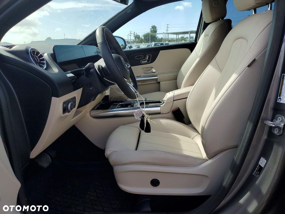 Mercedes-Benz GLA 250 4Matic 8G-DCT Edition AMG Line - 8