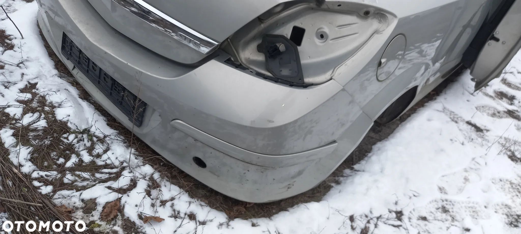 Zderzak tył tylny Opel Astra H GTC 3D Z167 - 1