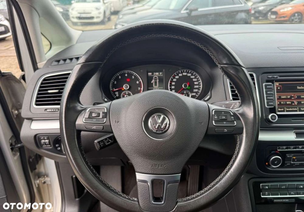 Volkswagen Sharan - 13
