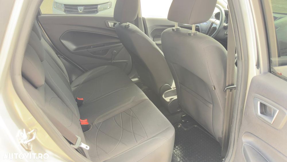 Ford Fiesta 1.0 Powershift Titanium - 20