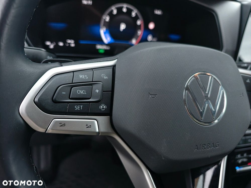 Volkswagen T-Cross - 12