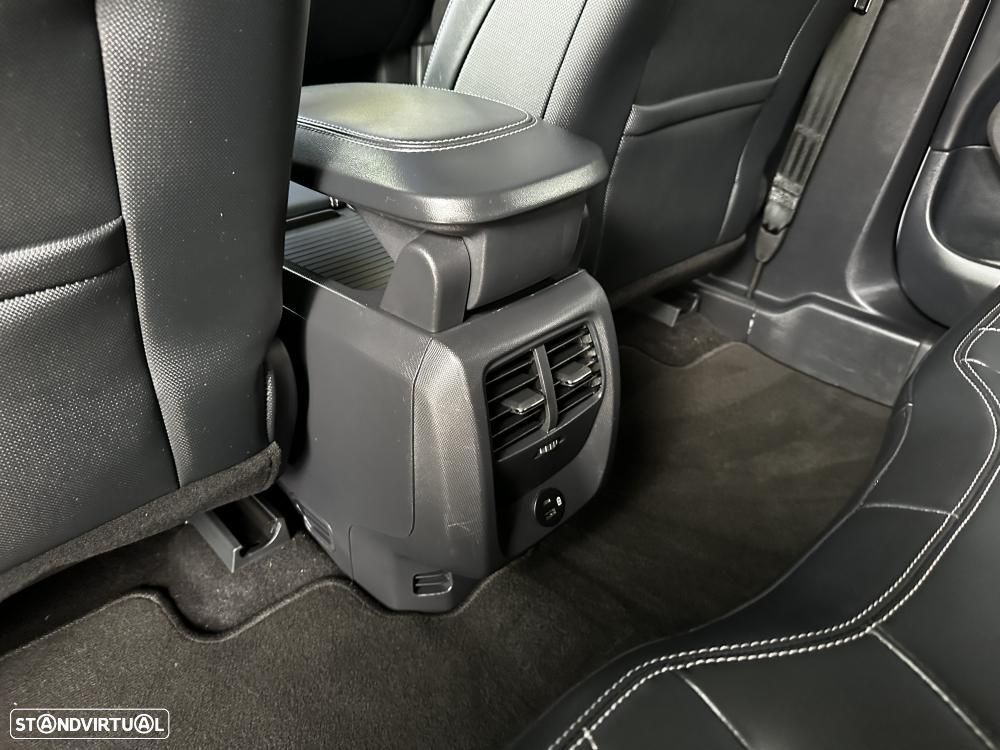 Ford Mustang Mach-E Standard - 43