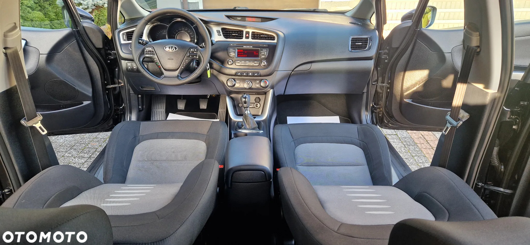 Kia Ceed 1.4 CVVT Dream Team Edition - 30