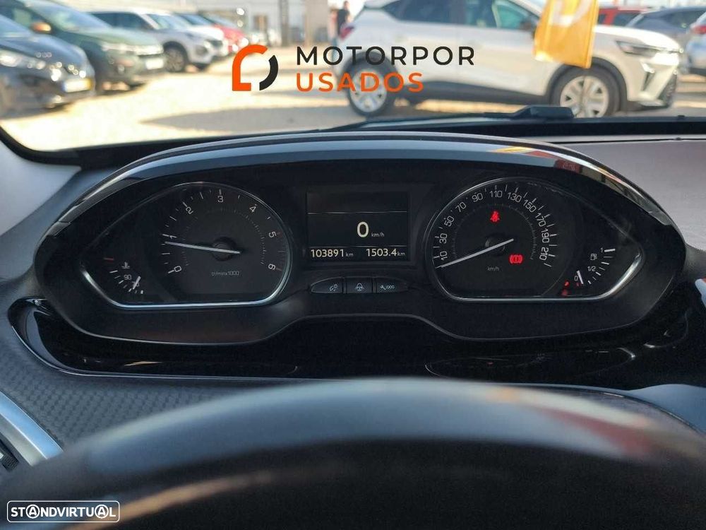 Peugeot 2008 1.6 BlueHDi Crossway - 16